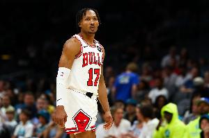 Exhibit 10&amp;训练营21人满员！ 热火官宣连签4人 贾米尔-杨在列