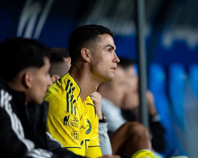 九游体育体验-沙特体育：C罗腿筋有些许伤势，会和利雅得胜利沟通是否出战